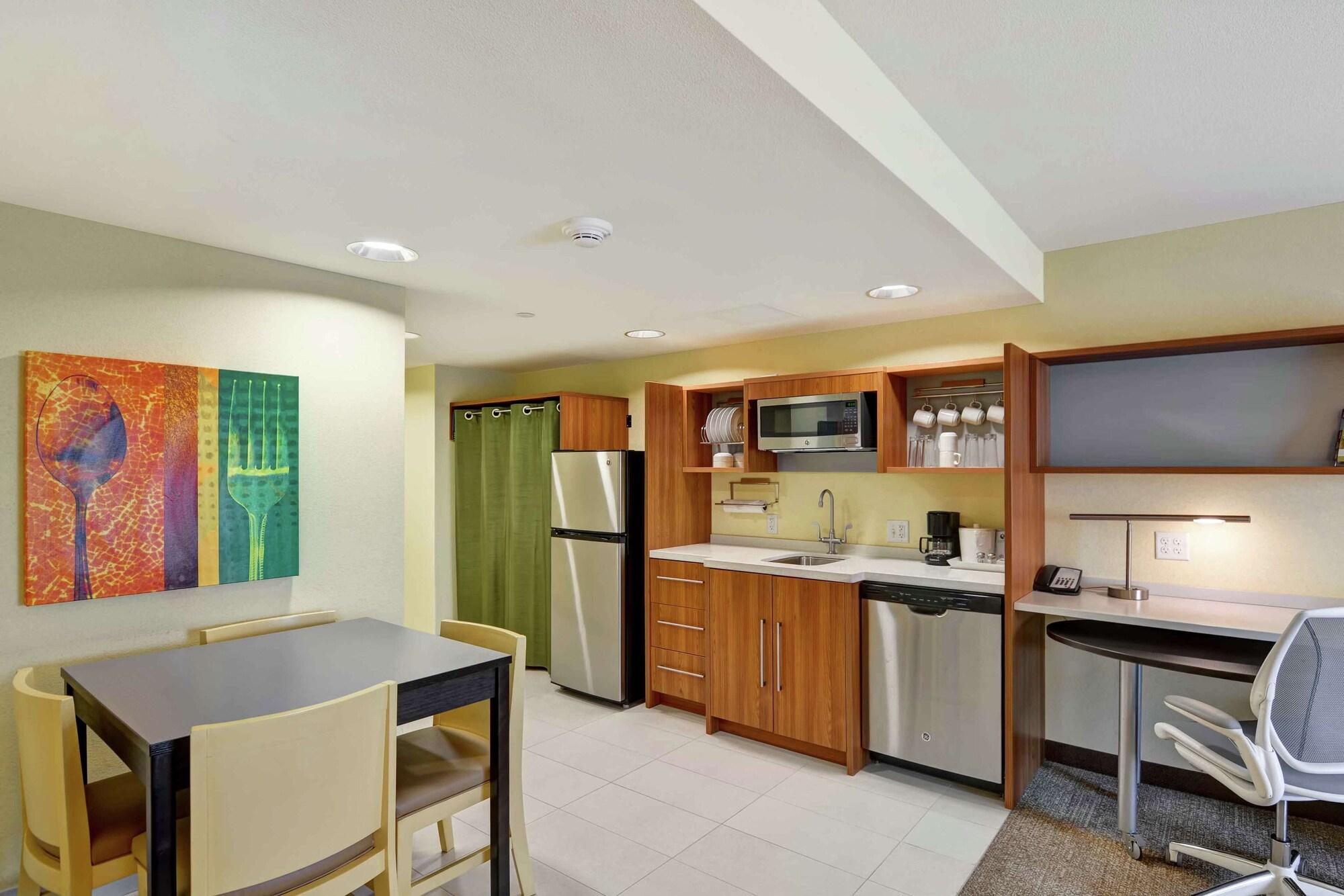 Hotel Home2 By Hilton