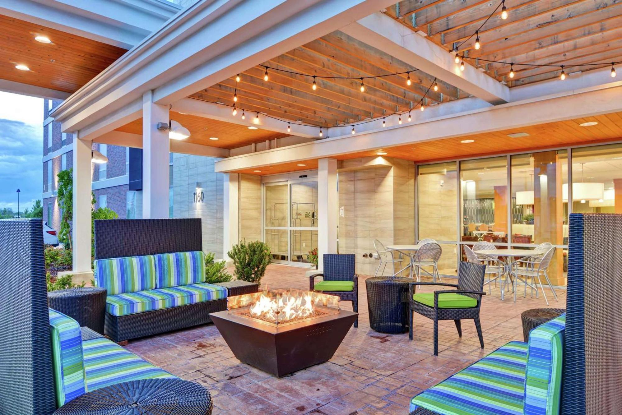 Hotel Home2 By Hilton Idaho Falls